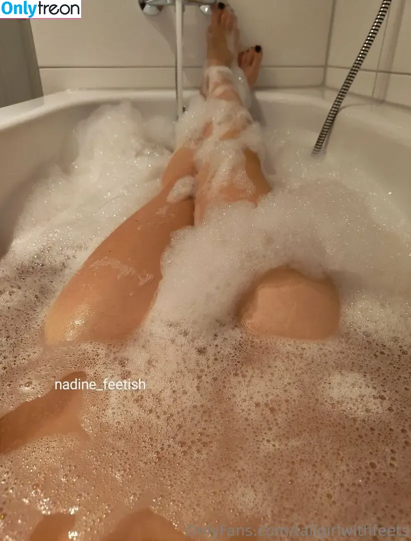 tallgirlwithfeets nude photo #0069 (tallgirlsfanpage)