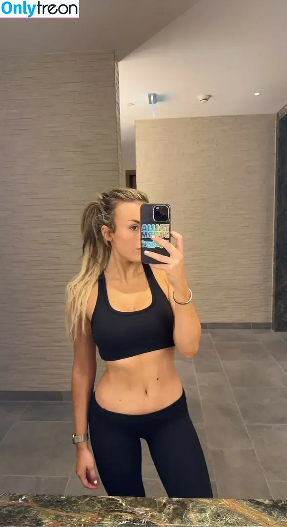 Tallia Storm nude photo #0572 (talliastorm)