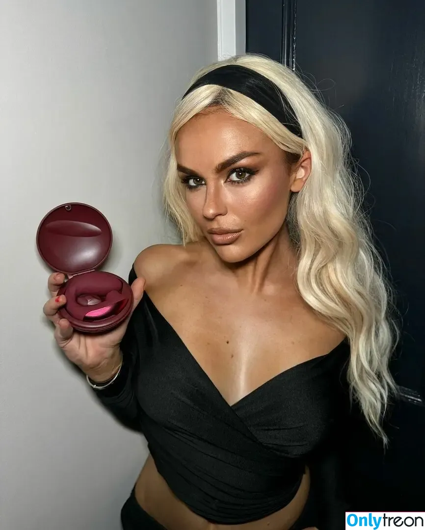 Tallia Storm nude photo #0955 (talliastorm)