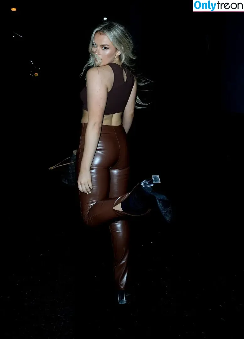 Tallia Storm nude photo #1319 (talliastorm)