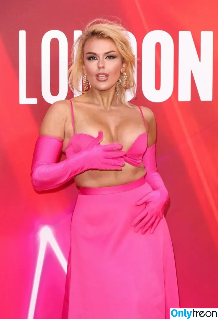 Tallia Storm nude photo #1838 (talliastorm)