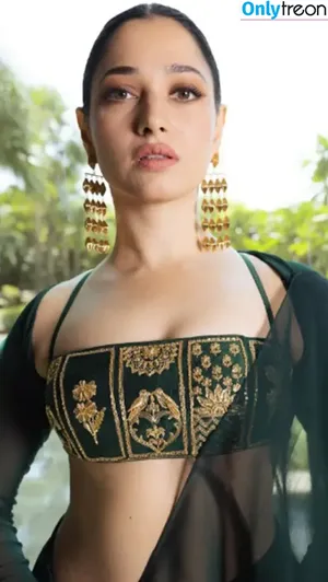 Tamanna Bhatia / tamannaahspeaks nude photo #0057