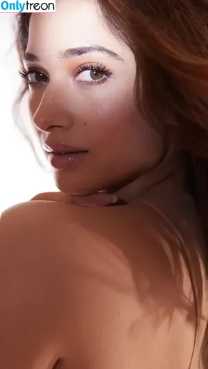 Tamanna Bhatia / tamannaahspeaks nude photo #0059