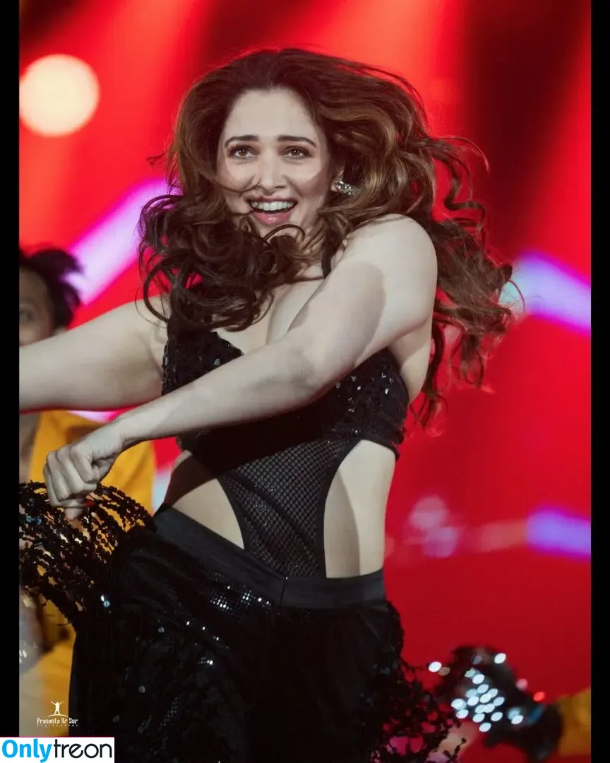 Tamanna Bhatia nude photo #0007 (tamannaahspeaks)