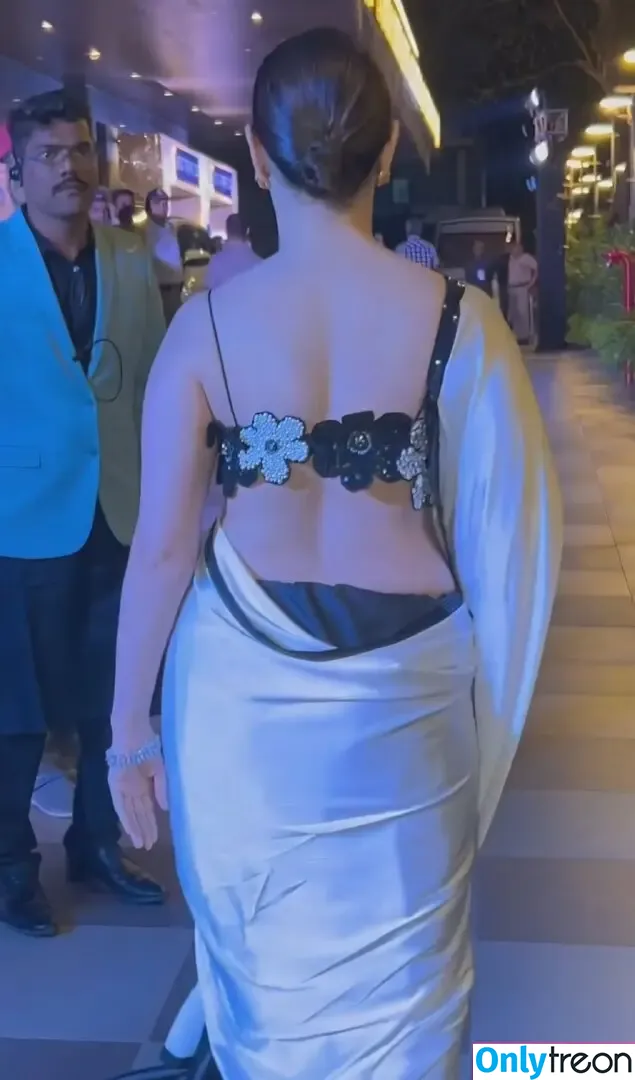 Tamanna Bhatia nude photo #0013 (tamannaahspeaks)