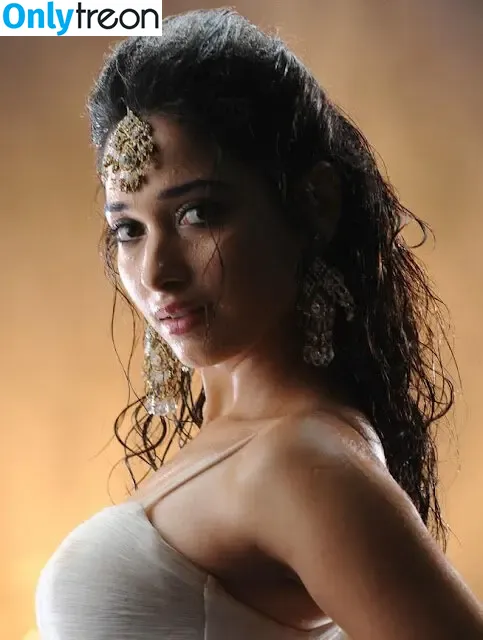 Tamanna Bhatia nude photo #0083 (tamannaahspeaks)