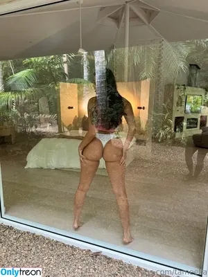 Tameeka / tameekaakerr nude photo #0010