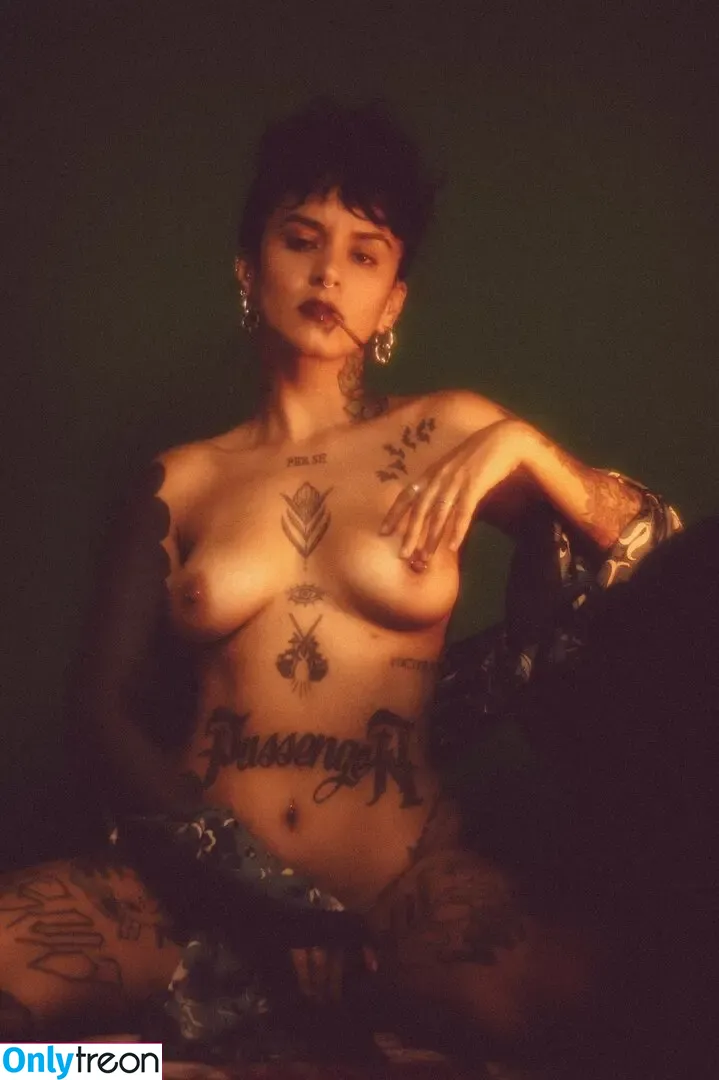 Tamiris Alves nude photo #0006 ( / tamitamitami / tammyalvees)