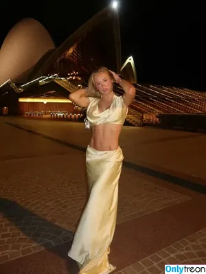 Tammy Hembrow / tammyhembrow nude photo #0601