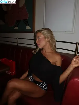 Tammy Hembrow / tammyhembrow nude photo #0606