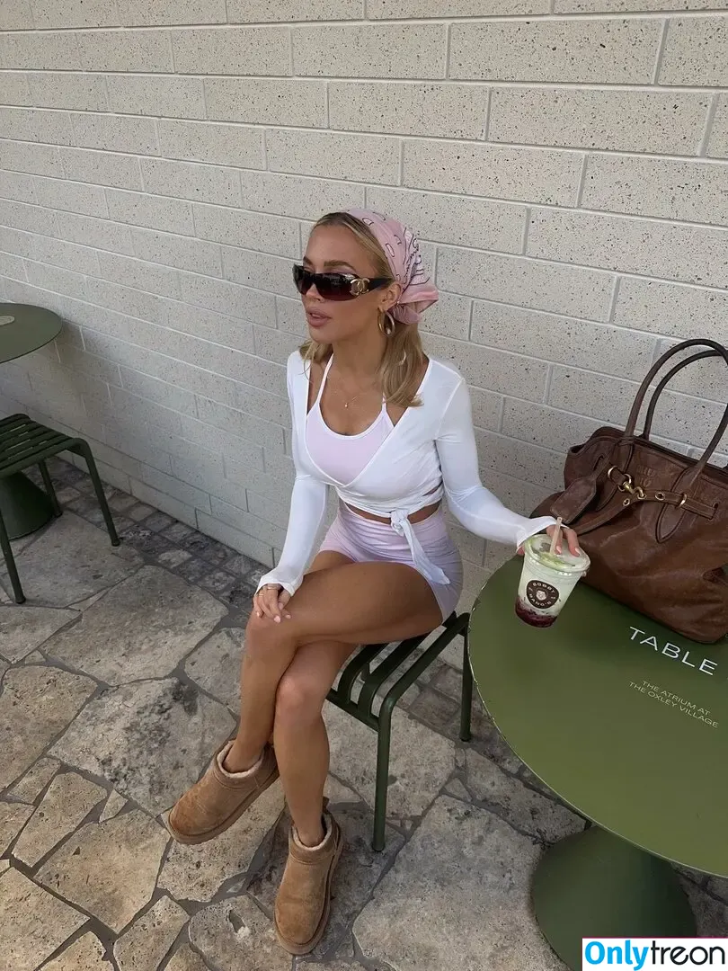 Tammy Hembrow nude photo #0587 (tammyhembrow)