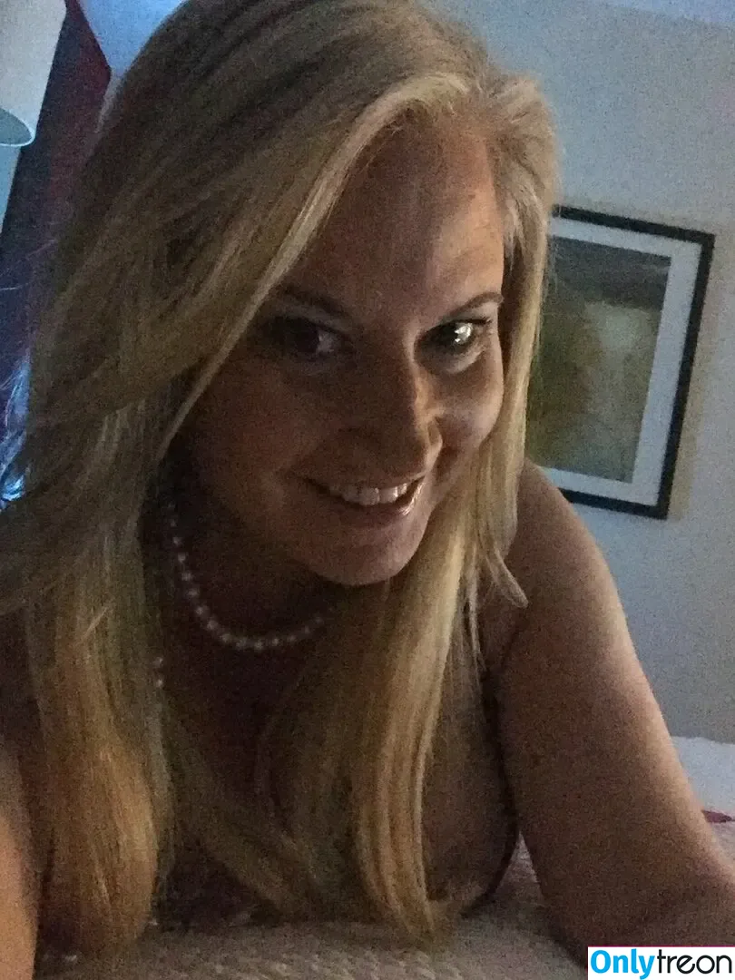 Tammy Sytch nude photo #0529 (wwehofersunny)