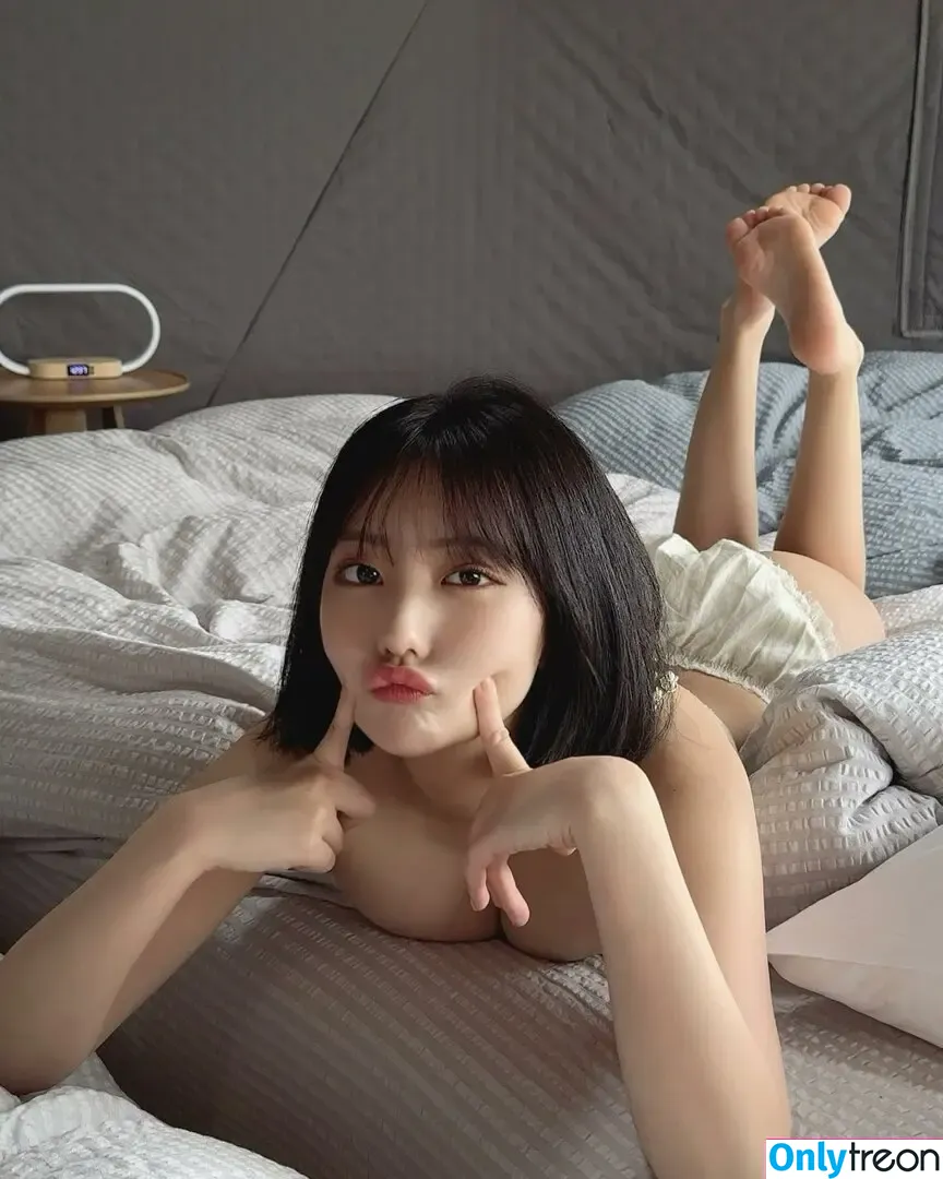 Tanaka Miku nude photo #0275 (miku_monmon3939 / mikumonmon_48 / 田中美久)