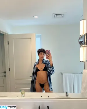 Tanaya Henry / tanayahenry nude photo #0093