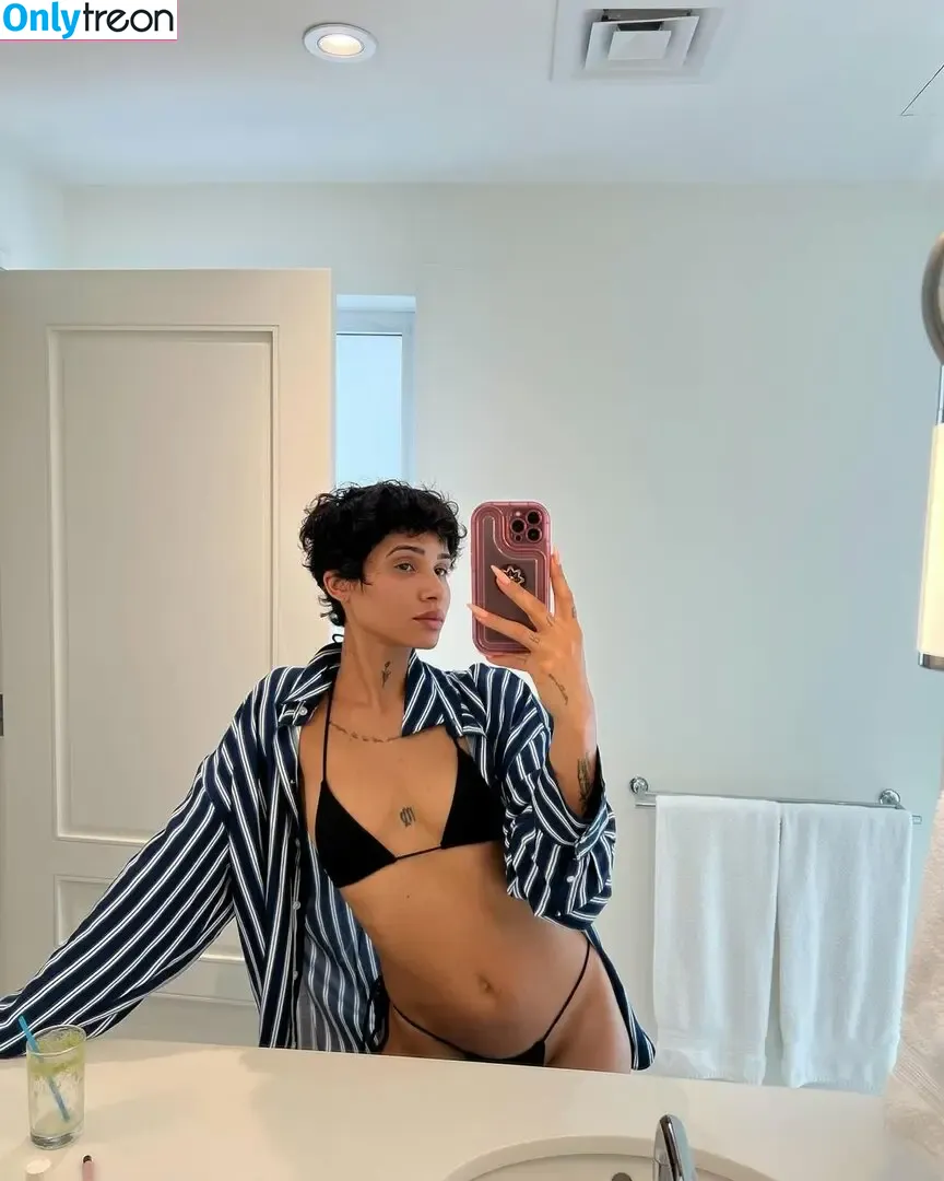 Tanaya Henry nude photo #0094 (tanayahenry)
