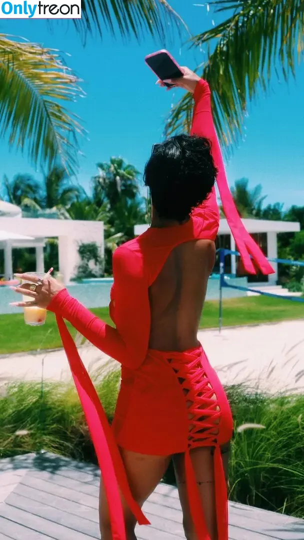 Tanaya Henry nude photo #0113 (tanayahenry)