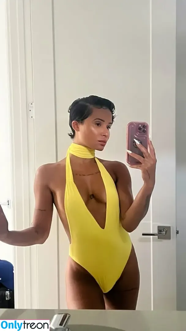 Tanaya Henry nude photo #0114 (tanayahenry)