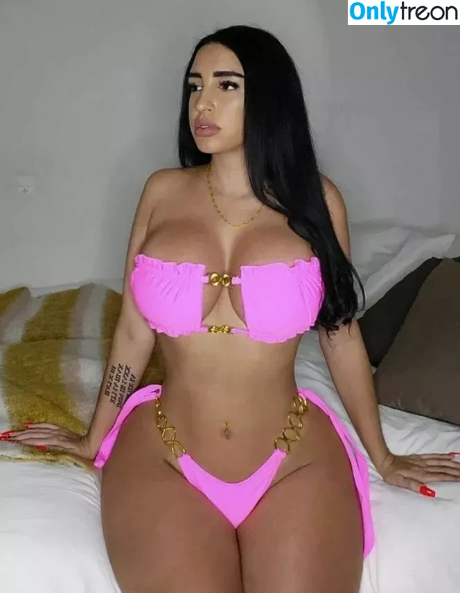 Tania Barbosa nude photo #0264 (brbs.tania)