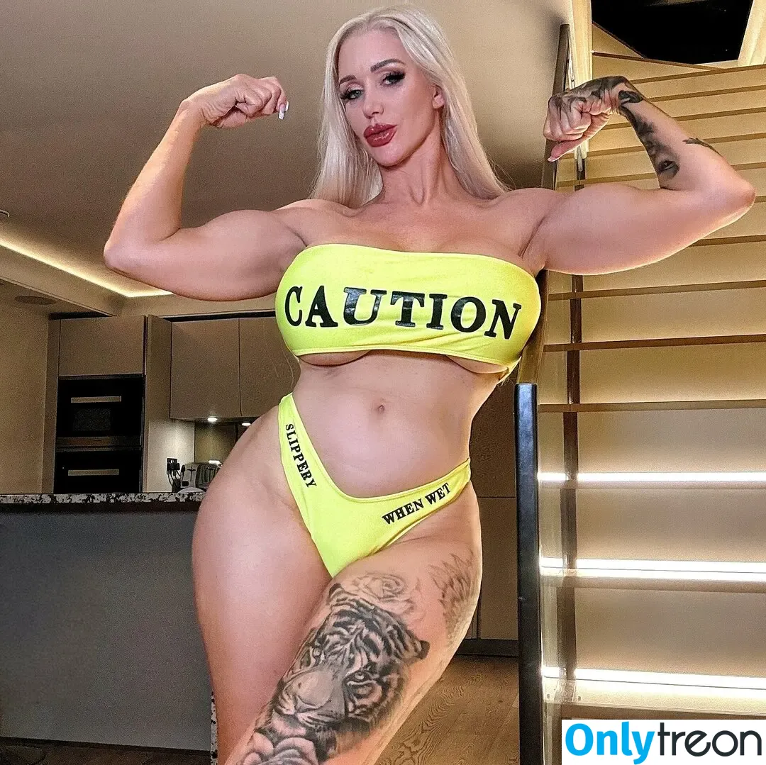 taniaamazon nude photo #0129 (djtaniaamazon)