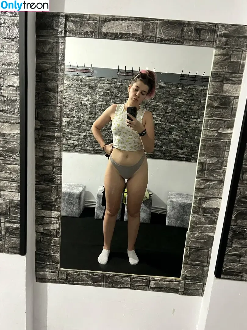 TanuXaPacman nude photo #0060 (TanuXaPacman)