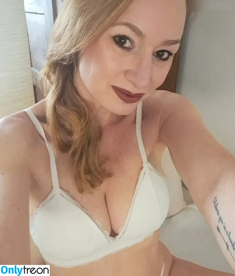 Tara Human nude photo #0008 (tara_human_offiziell_)