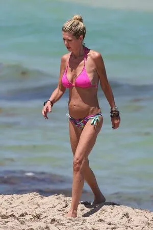 Tara Reid / TaraReid nude photo #0054