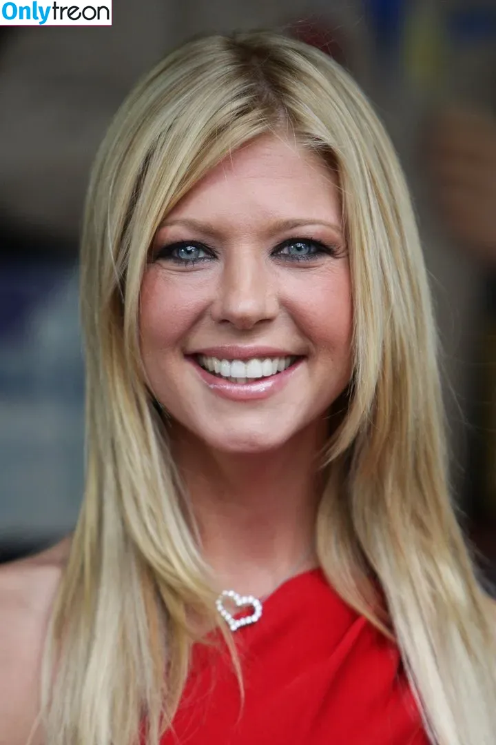 Tara Reid nude photo #0023 (TaraReid)