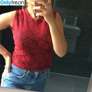 Tara Vellani / taravellani nude photo #0062