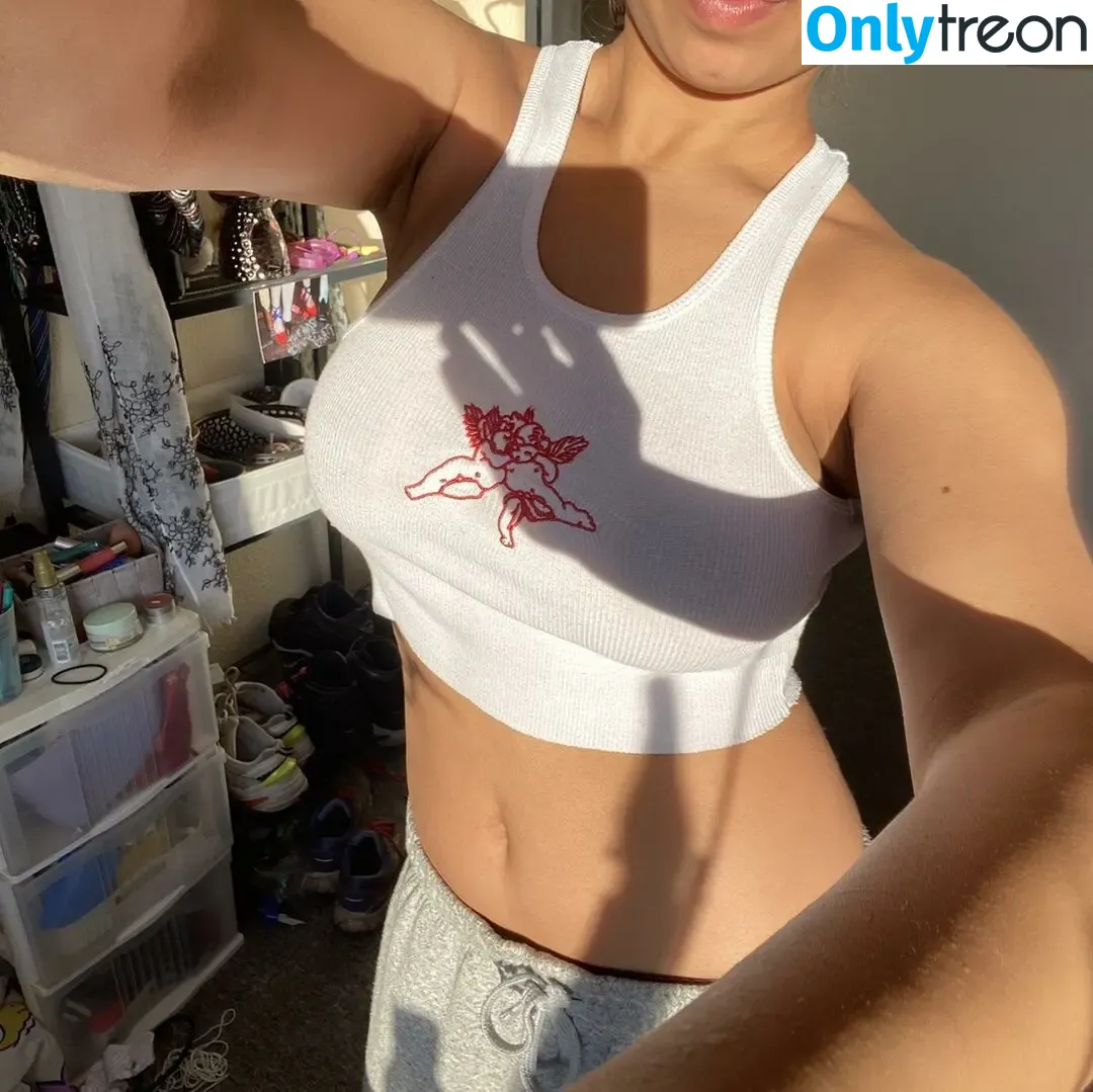 Tara Vellani nude photo #0008 (taravellani)