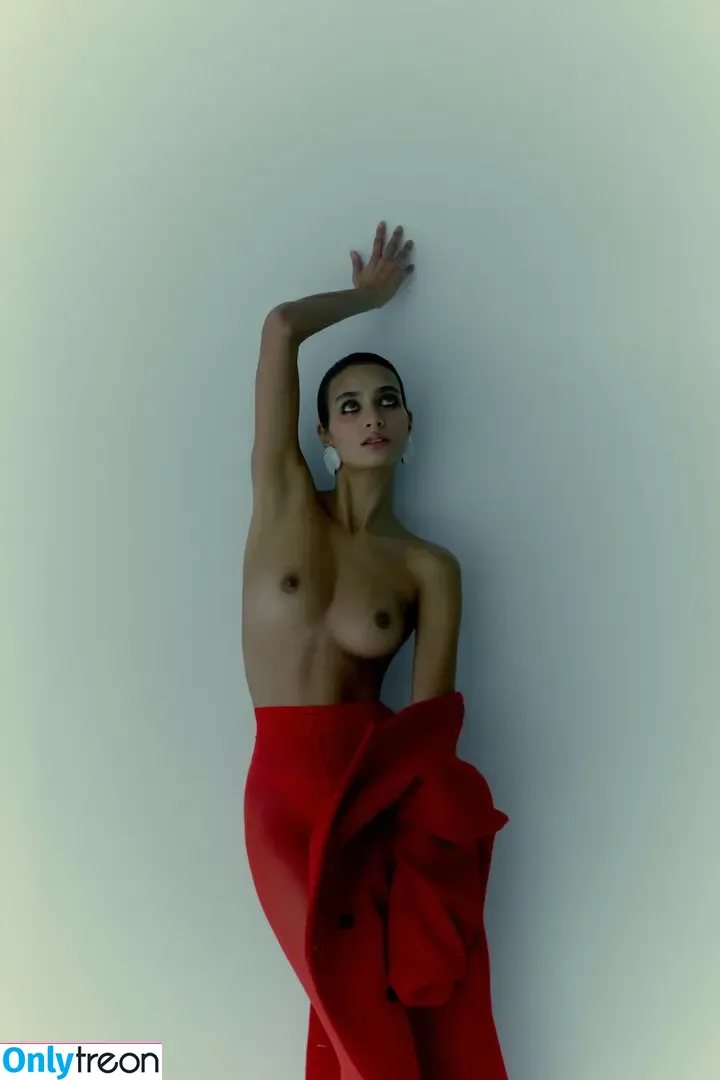 Tara Zoe Woltjes nude photo #0027 (tarazoewoltjes)