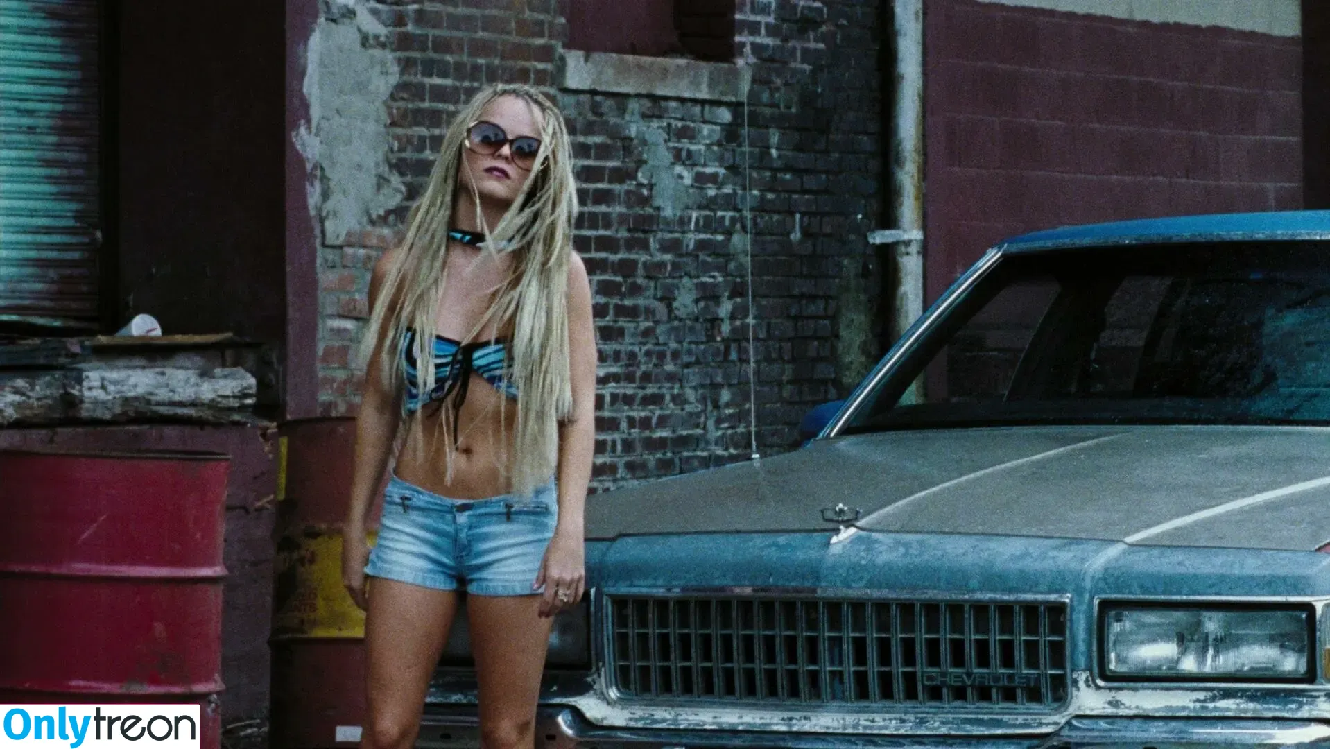 Taryn Manning nude photo #0128 (tarynmanning)