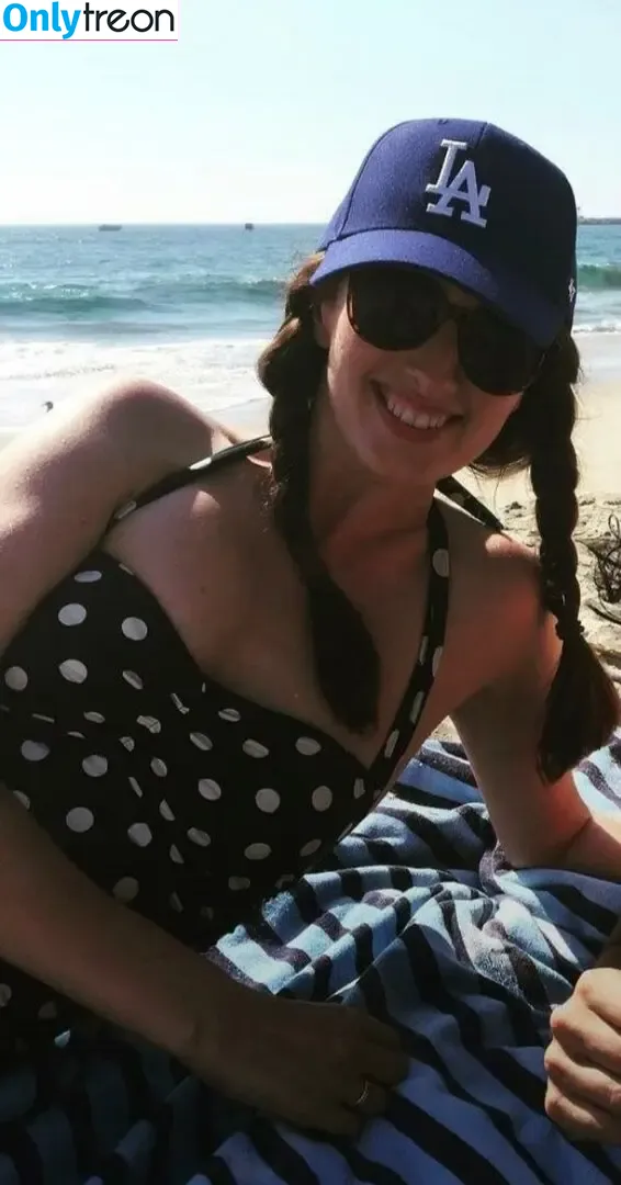 Taskmaster Women nude photo #0091 (jessicaknappett)