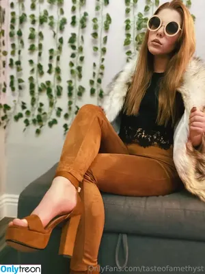 tasteofamethyst / thatssoamethyst nude photo #0007