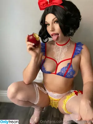 tasteofamethyst / thatssoamethyst nude photo #0019