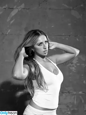 Tate McRae / tatemcrae / u41351078 nude photo #2101