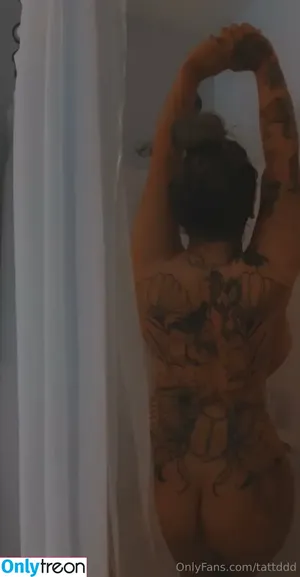 tattddd / tattdg nude photo #0002