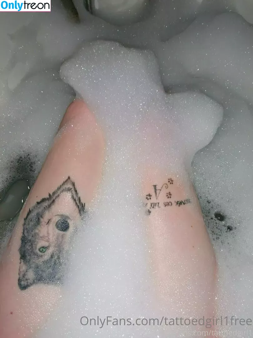 tattoedgirl1free nude photo #0030 (tattooed_girl99)