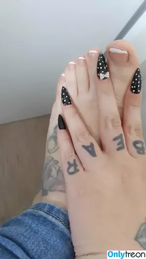 TattooTeufelchen92 / isabeltaffs nude photo #0021