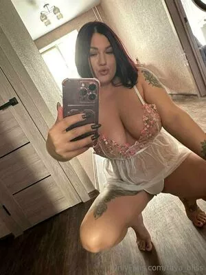 taya_bliss / @taya.blisss / taya_blissvip nude photo #0268