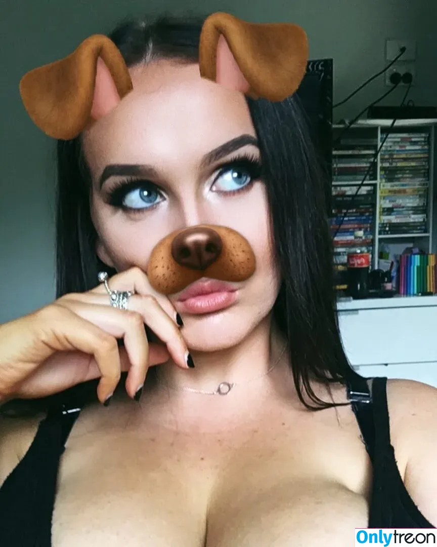 Tayla Cooper nude photo #0102 (ravebabe___ / taylacooper___)