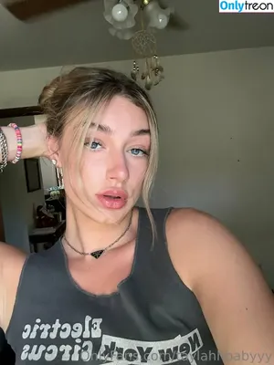 taylahhbabyyy / tay / tayyyrobin nude photo #0010