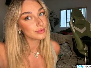 taylahhbabyyy / tay / tayyyrobin nude photo #0068