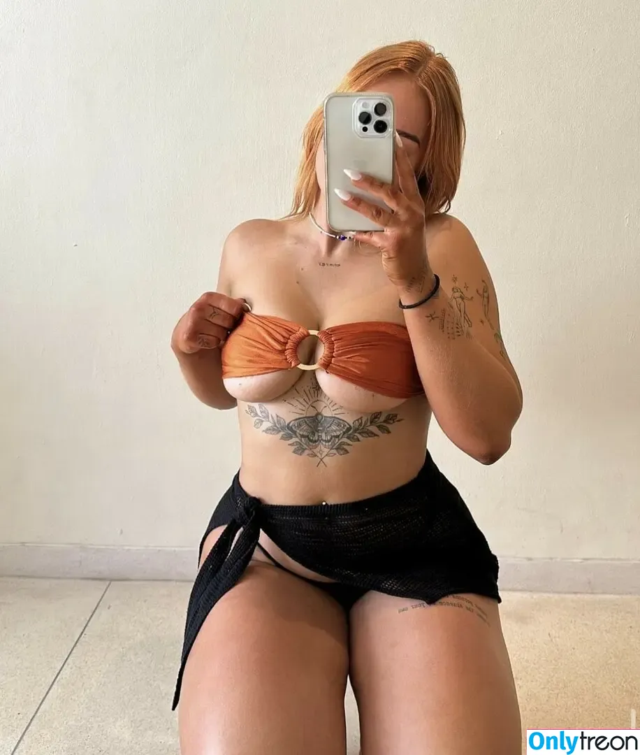 taylahscott333 nude photo #0008 (seemoreofme_tay)