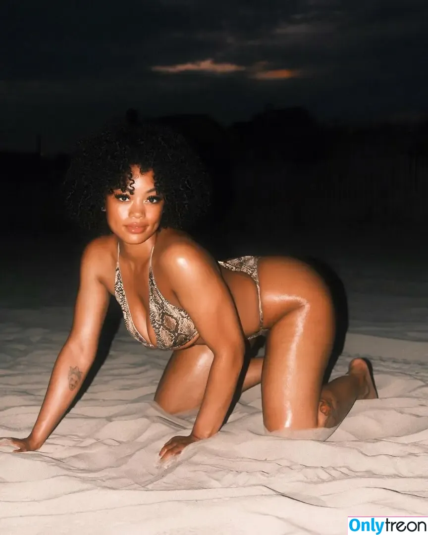 Taylor Banner nude photo #0055 (taylor.banner)