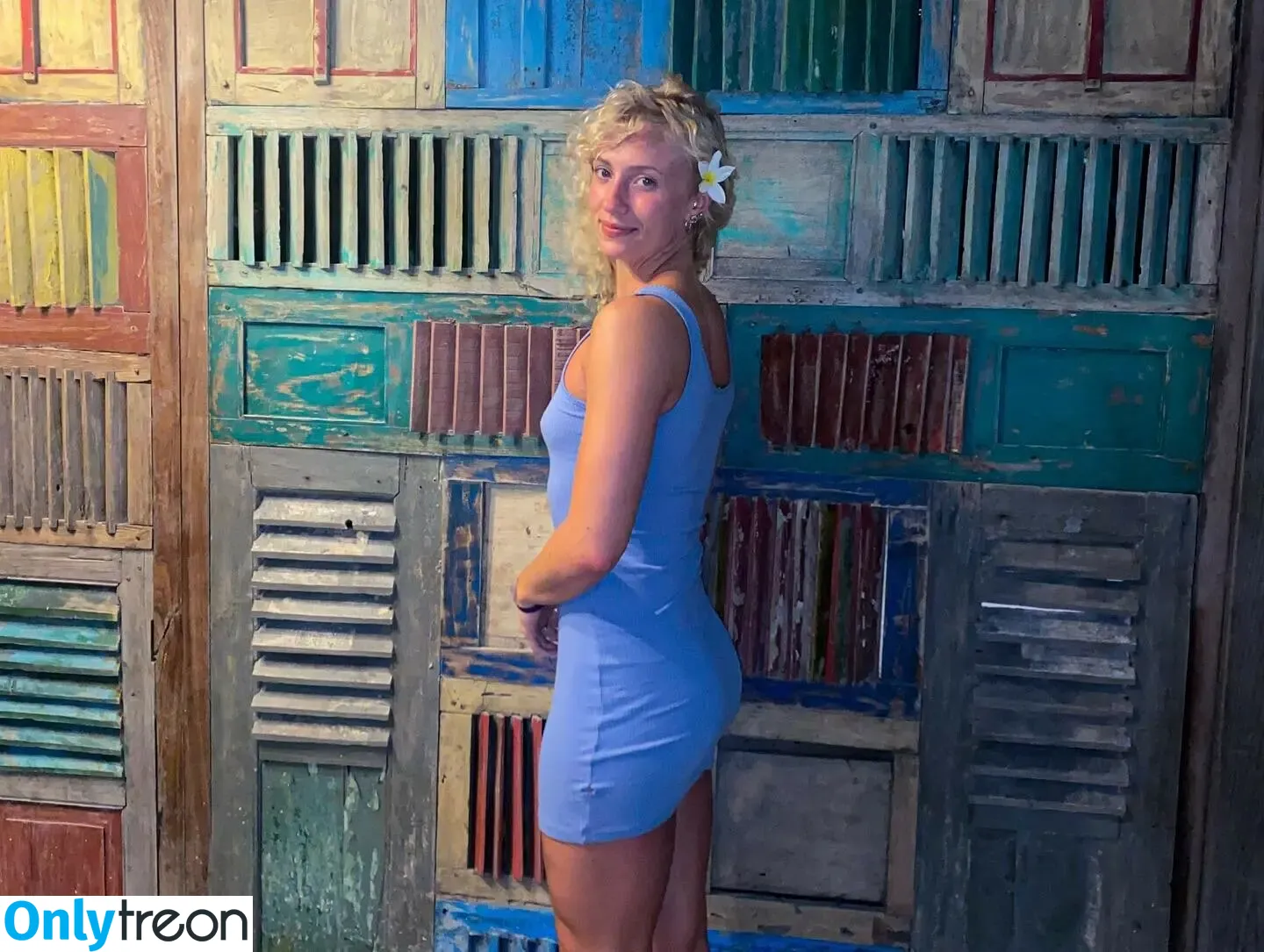 taylor.ferigo nude photo #0040 (taylor.ferigo)