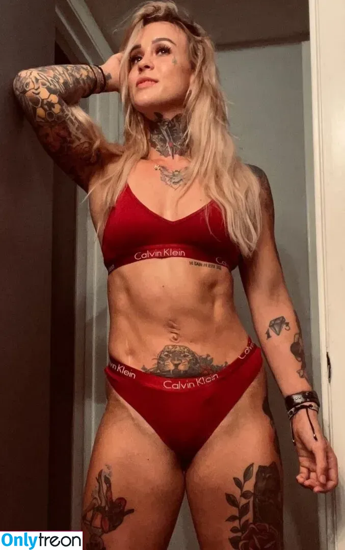 Taylor Killer Bee Starling nude photo #0029 (BareKnuckleFC / taywstarling)