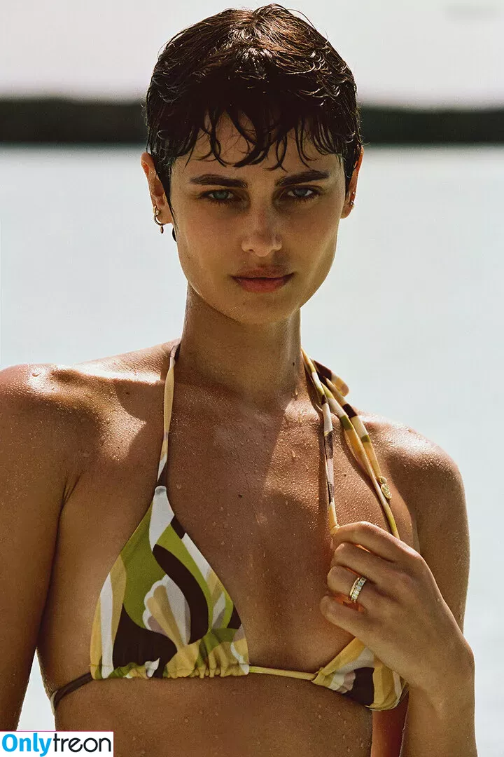 Taylor Marie Hill nude photo #0205 (taylerhillss / taylor_hill)