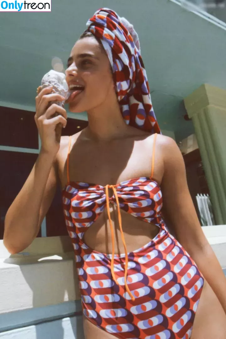 Taylor Marie Hill nude photo #0219 (taylerhillss / taylor_hill)