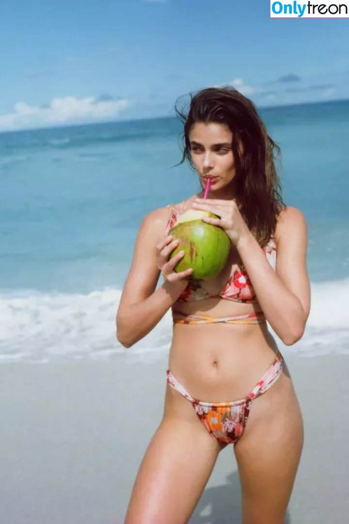 Taylor Marie Hill nude photo #0223 (taylerhillss / taylor_hill)