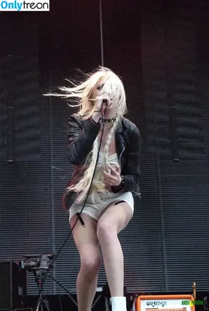 Taylor Momsen / aryelsoul / taylormomsen nude photo #0037